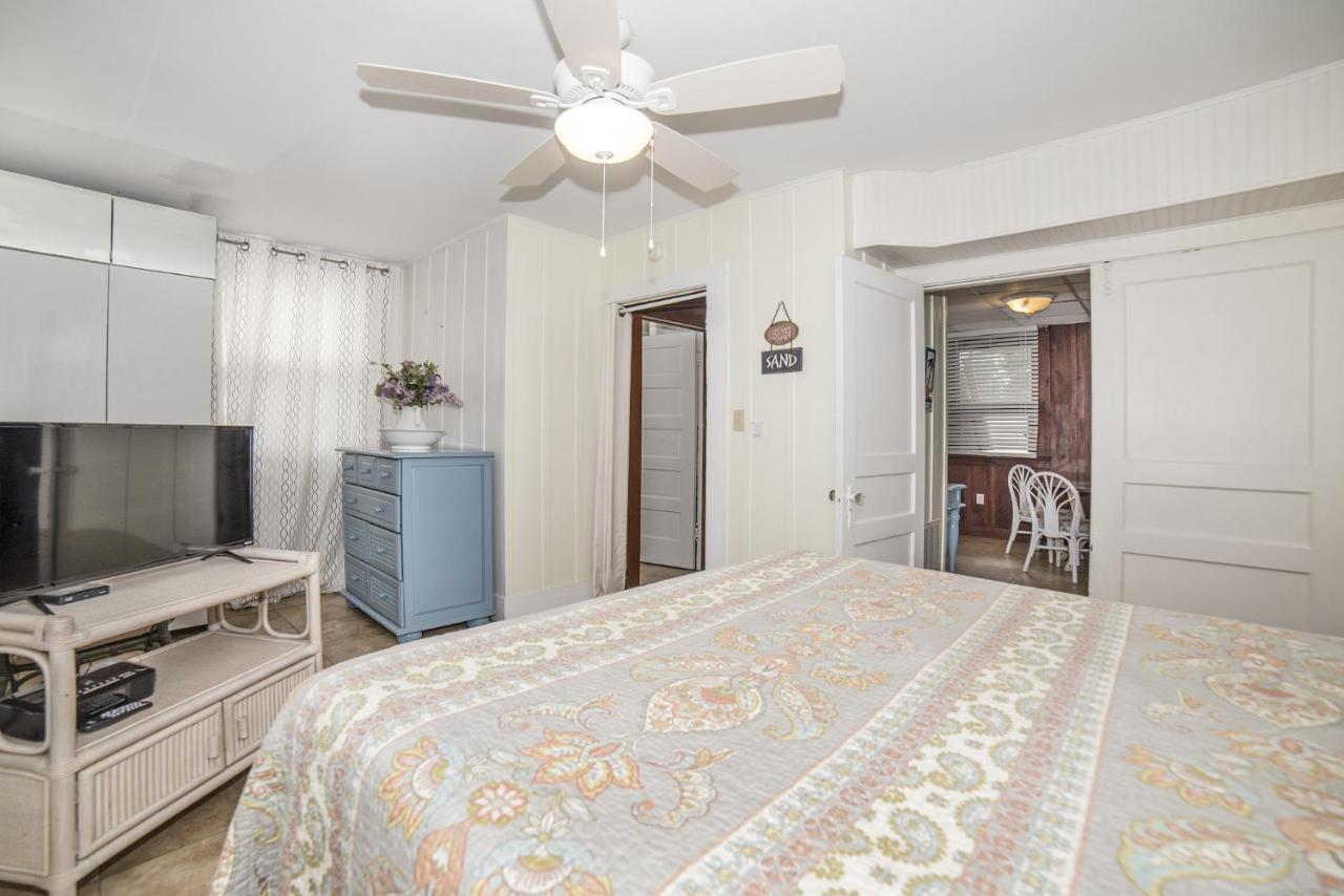 Sun N Fun Beachfront Vacation Rentals Indian Shores Esterno foto