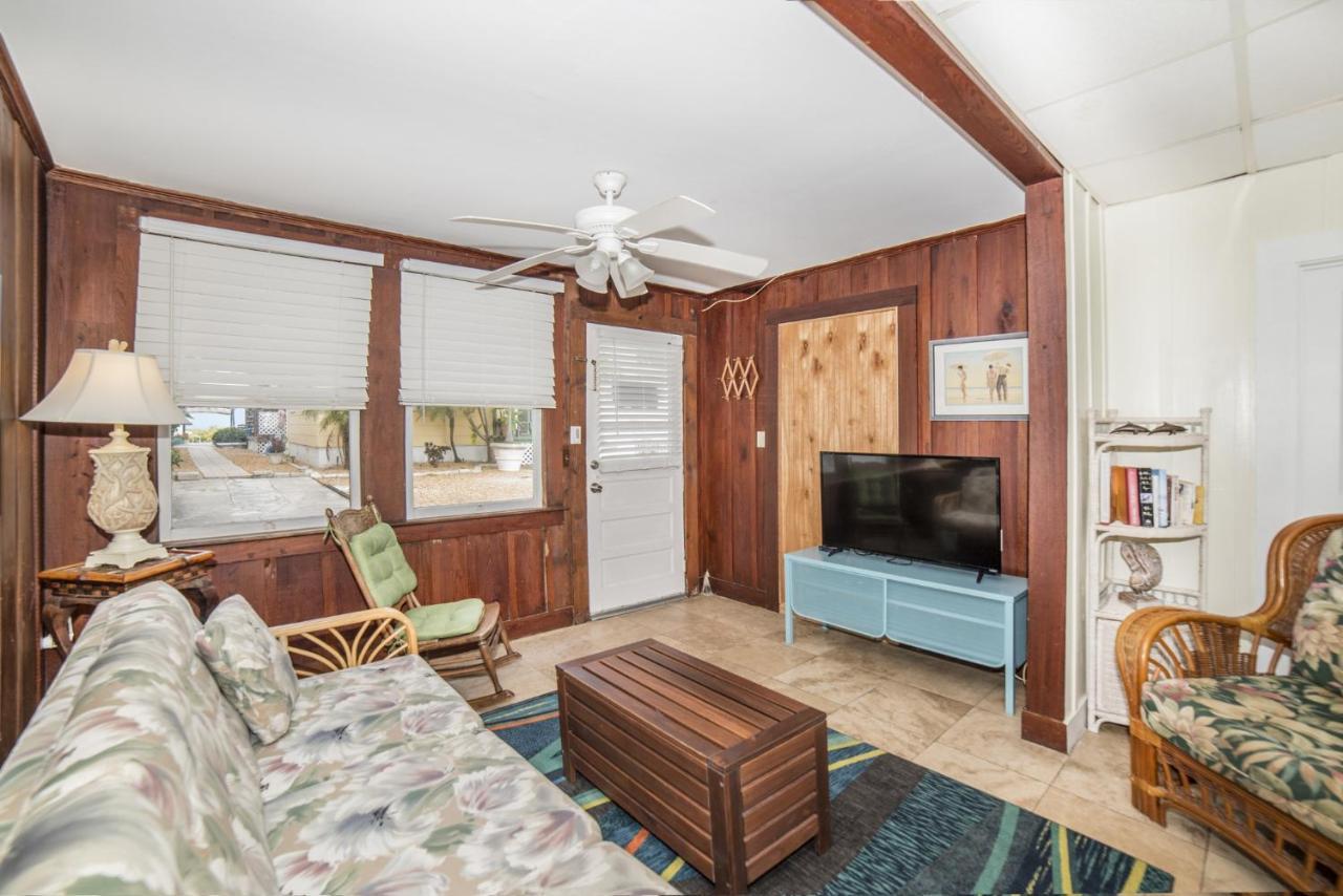 Sun N Fun Beachfront Vacation Rentals Indian Shores Esterno foto