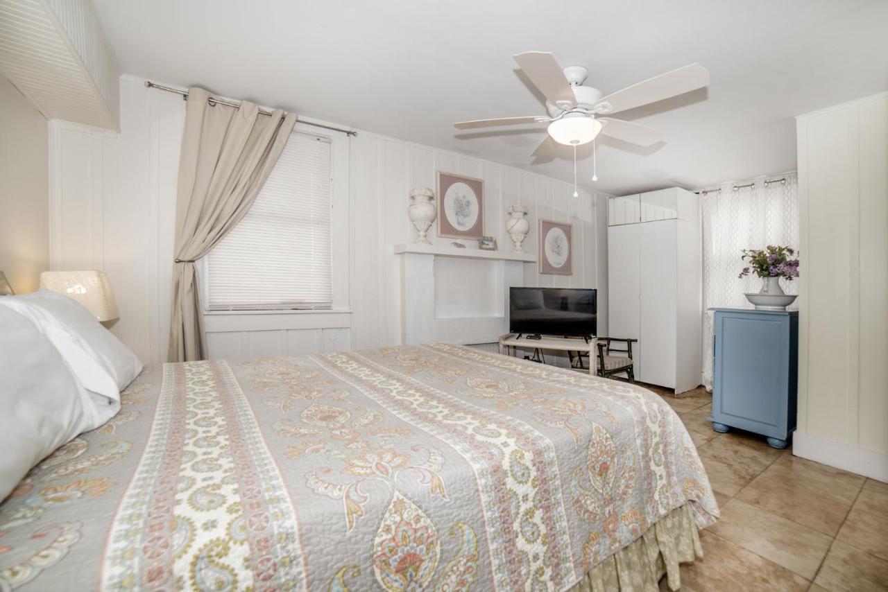 Sun N Fun Beachfront Vacation Rentals Indian Shores Esterno foto