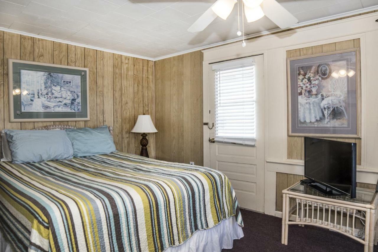Sun N Fun Beachfront Vacation Rentals Indian Shores Esterno foto